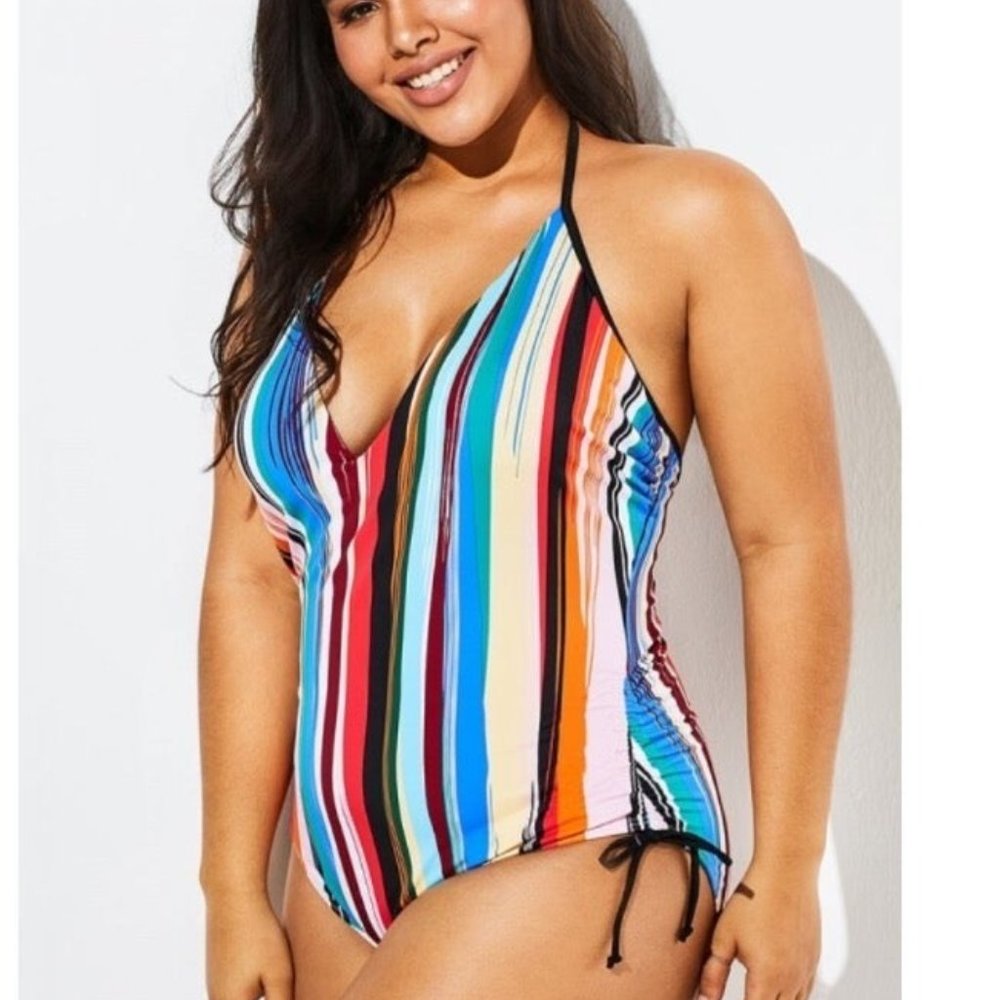 V-neck Sexy Halter One Piece Swimsuit - Picture 2 of 5